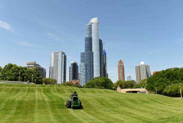 Cost of Corporate Lawn Mowing in Ballwin