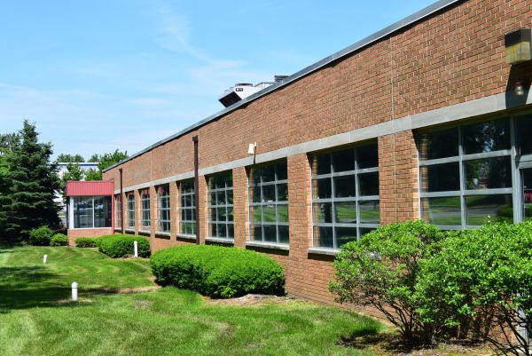 Cost of Corporate Lawn Maintenance in Ballwin